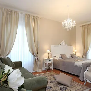 Casa Ponte Sisto Rom