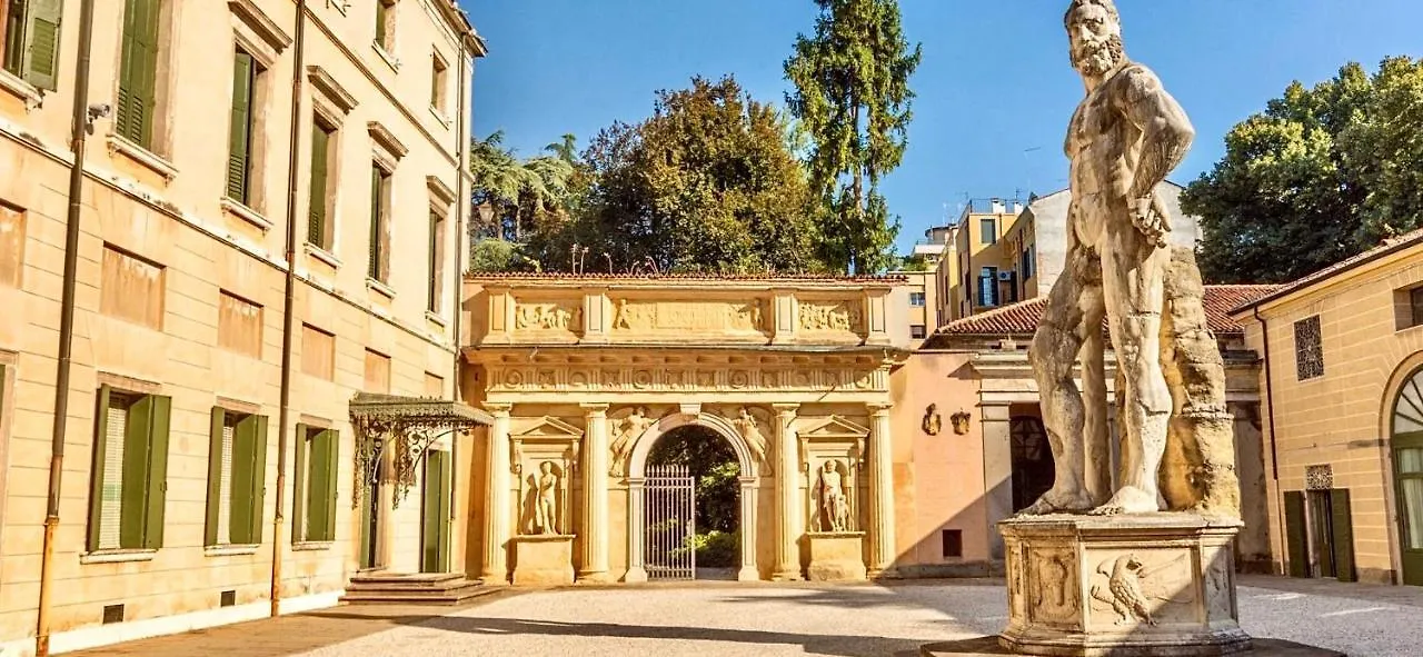Gasthuis Palazzo Mantua Benavides Suites & Apartments Padua